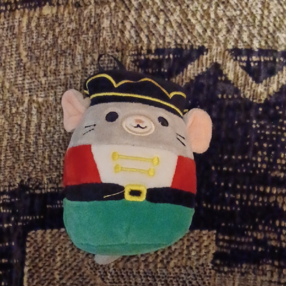 4/$60 Squimallows Plush Mouse With Red and Green Outfit